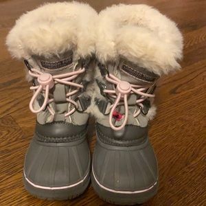 Toddler fur lined snow boots